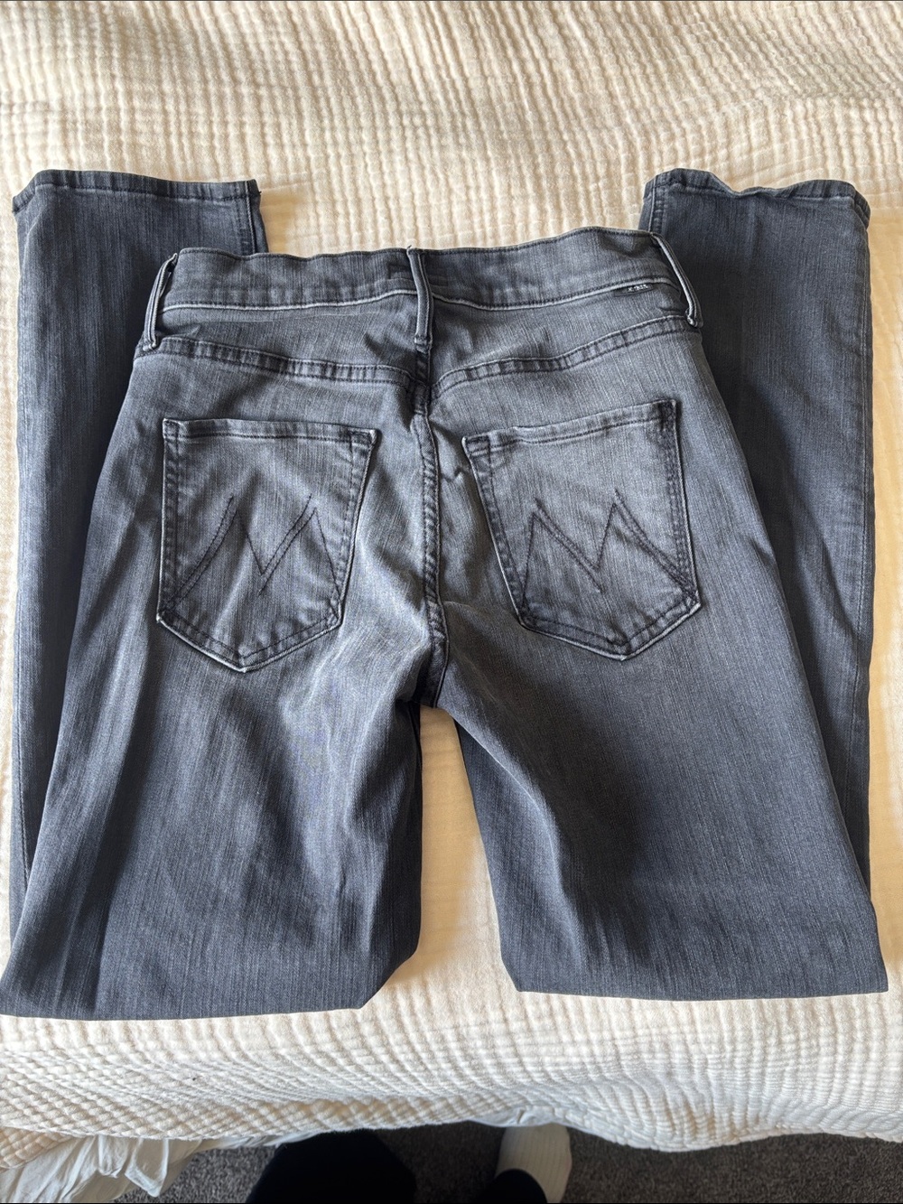 MOTHER the dazzler mid rise ankle jeans
